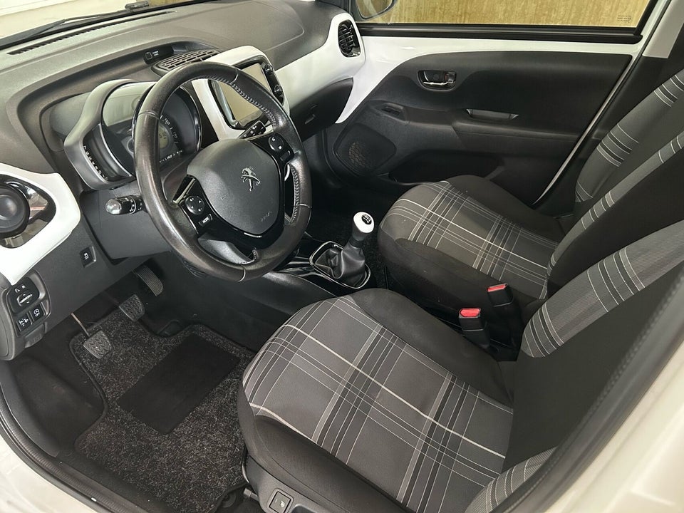 Peugeot 108 1,0 e-VTi 69 White Edition 5d