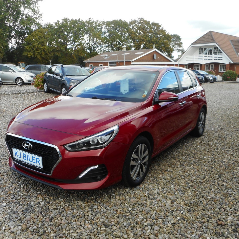 Hyundai i30 1,6 CRDi 136 Premium DCT 5d