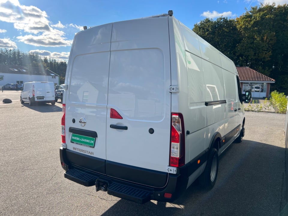 Nissan Interstar 2,3 dCi 165 L4H2 N-Connecta Van RWD