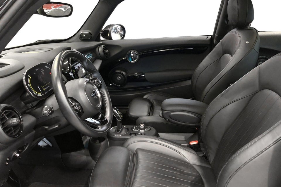 MINI Cooper SE Maximise 3d