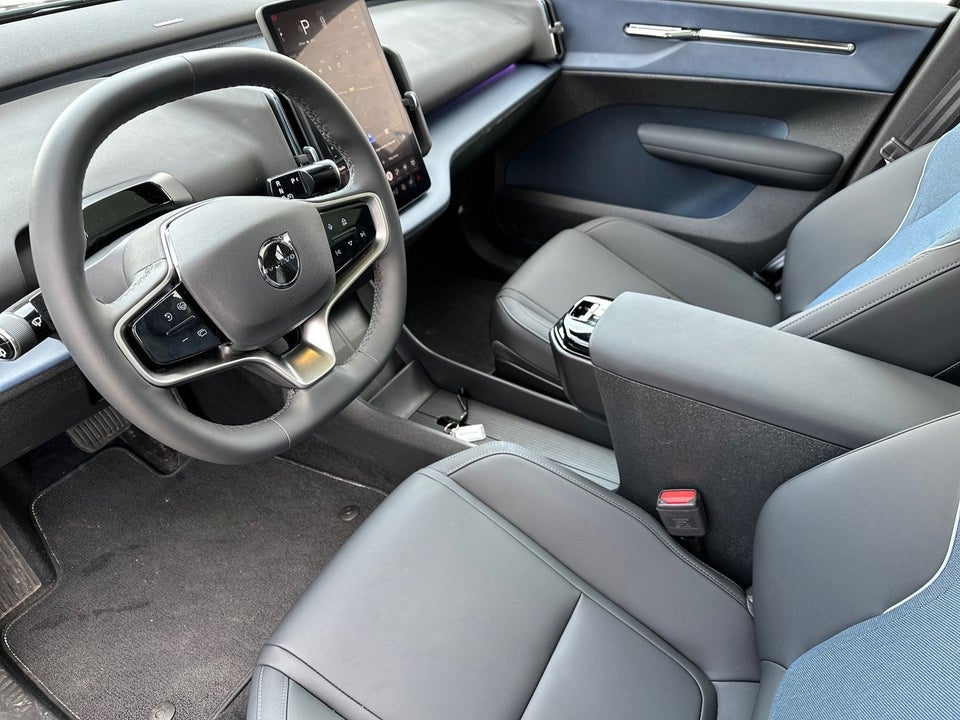 Volvo EX30 Twin Performance Ultra 5d