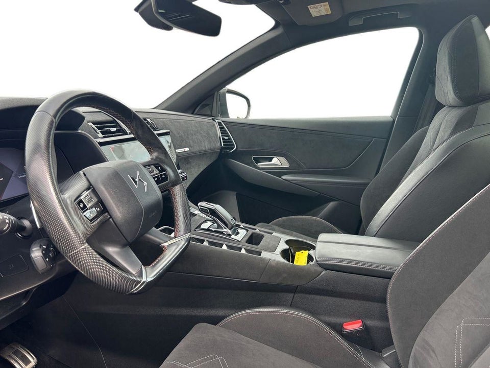 DS DS 7 CrossBack 1,6 PureTech 180 Performance Line Pack EAT8 5d