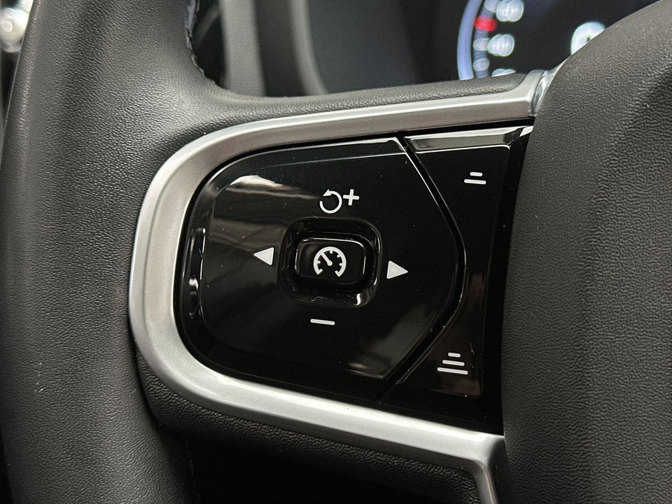 Volvo V60 2,0 T6 ReCharge R-Design aut. AWD 5d