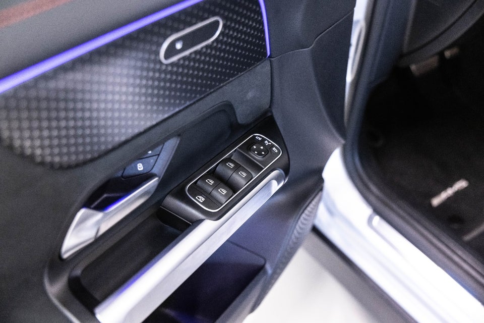 Mercedes EQB250+ AMG Advance 7prs 5d