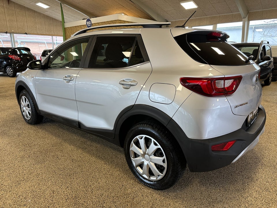 Kia Stonic 1,2 Attraction 5d