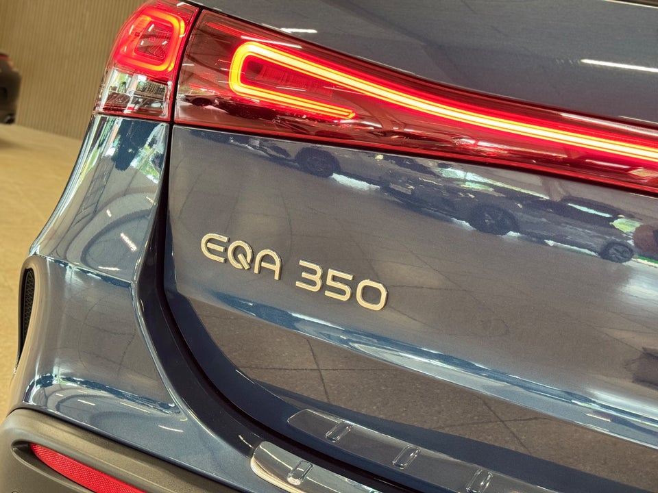 Mercedes EQA350 AMG Line 4Matic 5d