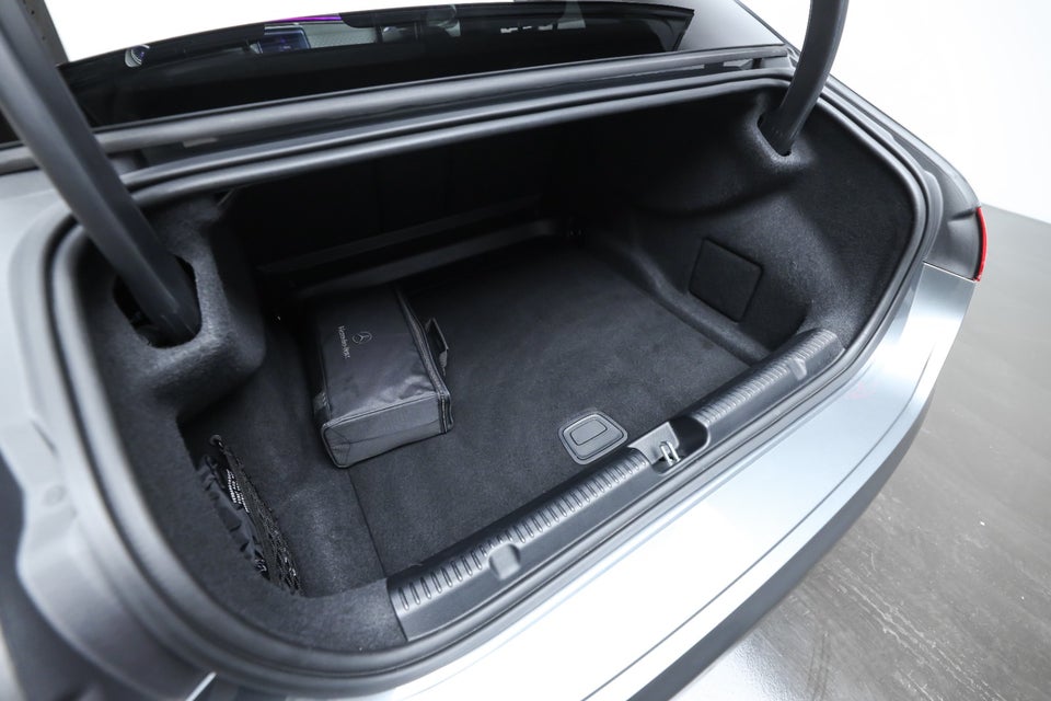 Mercedes EQE350 AMG Line 4d