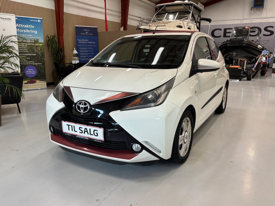 Toyota Aygo 1,0 VVT-i x-pose 5d