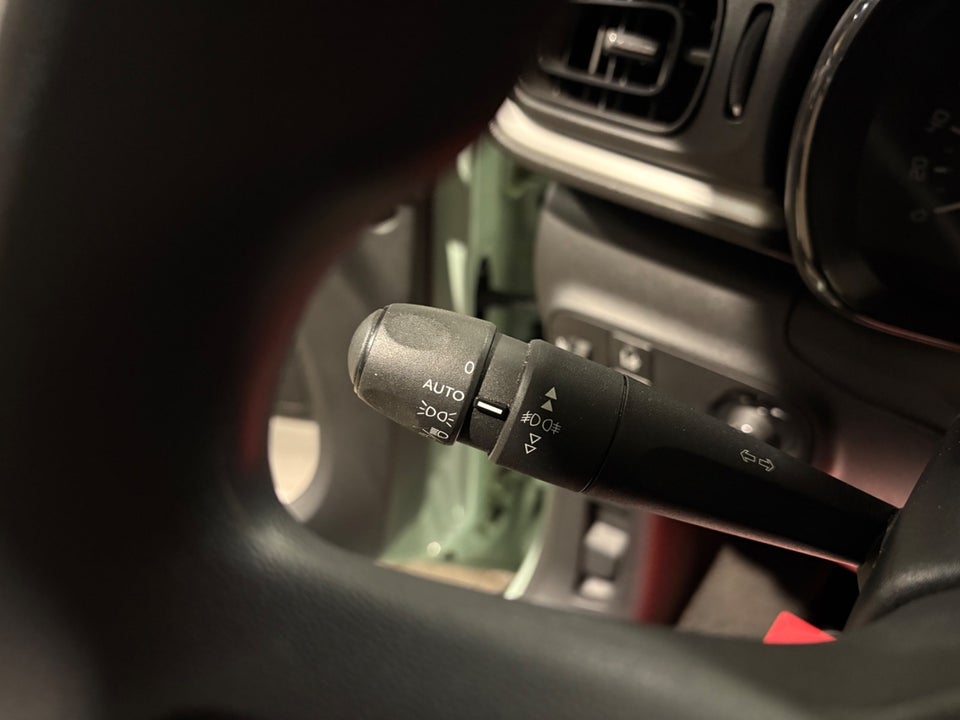 Citroën C3 1,2 PureTech 82 Shine 5d