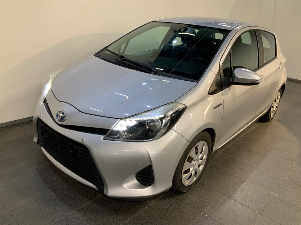 Toyota Yaris 1,5 Hybrid H2 Touch CVT 5d