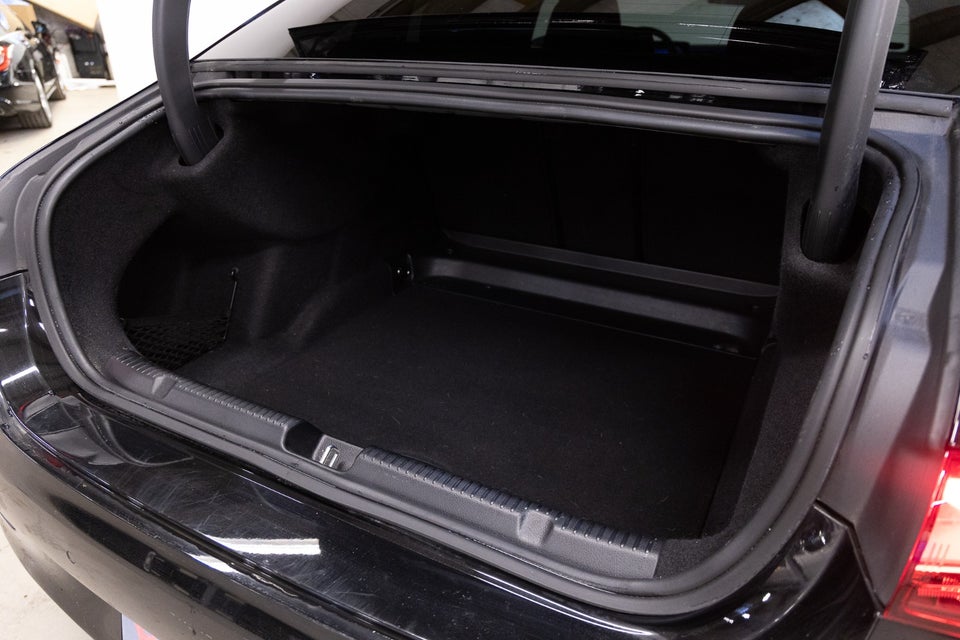 Mercedes EQE300 AMG Line 4d