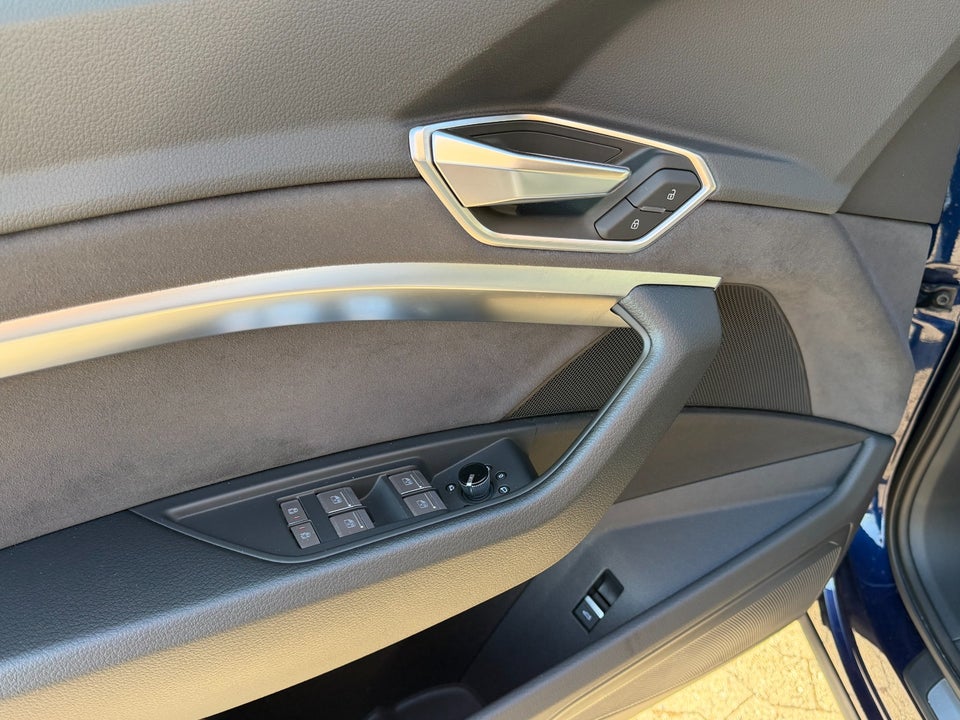 Audi e-tron 55 S-line quattro 5d