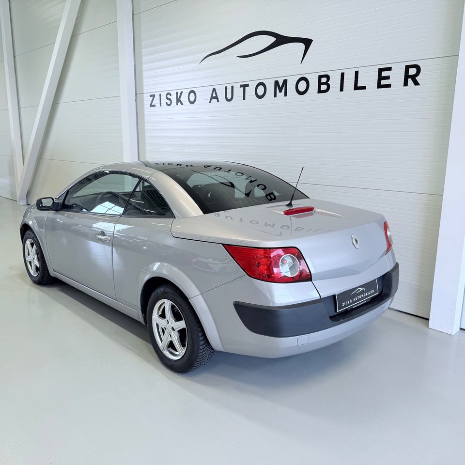 Renault Megane II 1,6 16V CC 2d