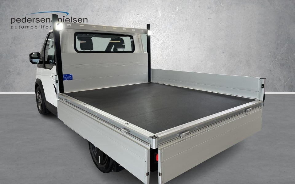 Kia PV5 51 Cargo L2H1 Standard Range Work