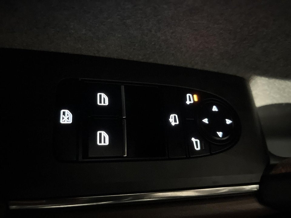 Mazda MX-30 e-SkyActiv First Edition 5d