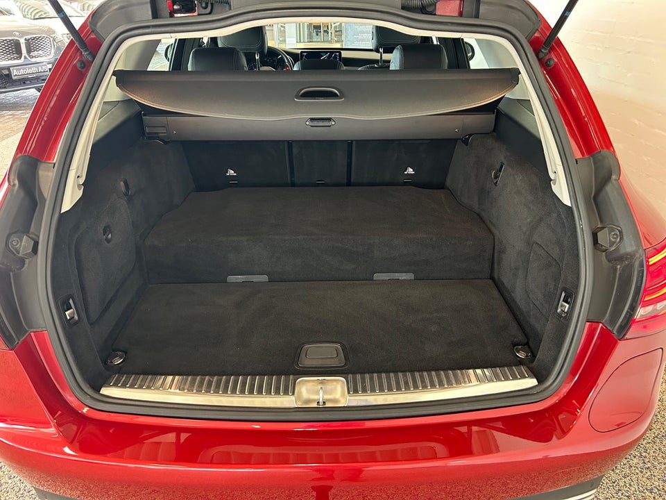 Mercedes C300 e 2,0 Avantgarde stc. aut. 5d