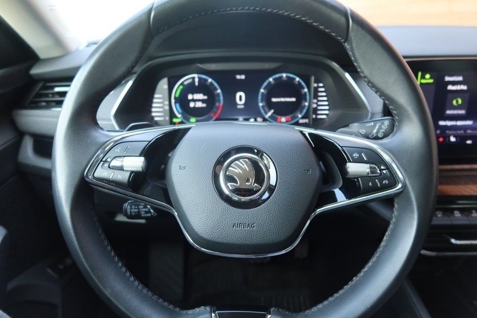 Skoda Octavia 1,4 TSi iV Plus Combi DSG 5d