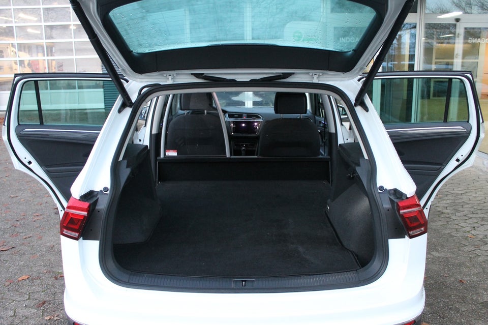 VW Tiguan 2,0 TDi 150 Elegance DSG Van 5d