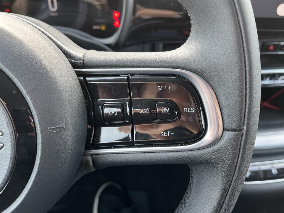 Fiat 500e 42 Icon 3+1 4d