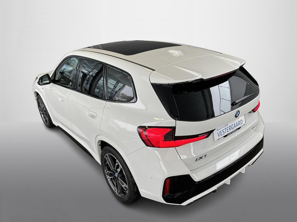 BMW iX1 eDrive20 M-Sport 5d
