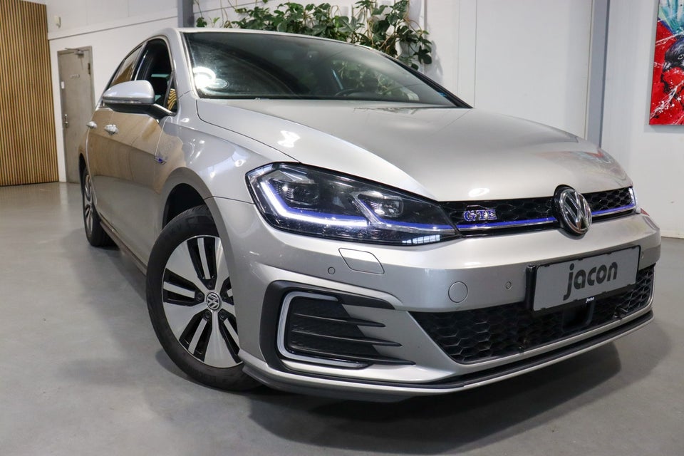 VW Golf VII 1,4 GTE DSG 5d