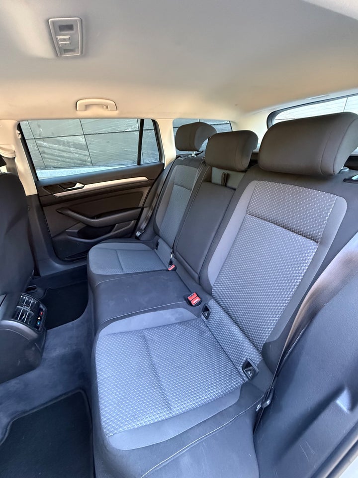VW Passat 1,6 TDi 120 Comfortline Variant DSG 5d