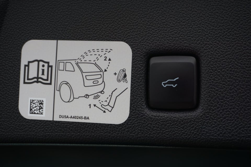 Ford Kuga 2,5 PHEV Titanium X CVT 5d