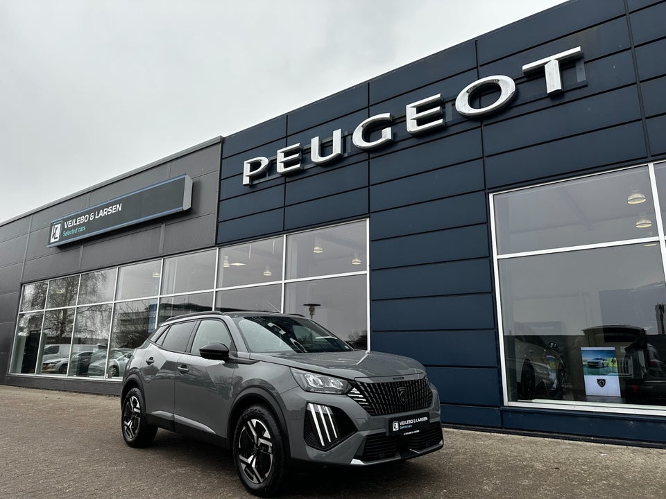 Peugeot 2008 1,2 PureTech 130 First Selection EAT8 5d