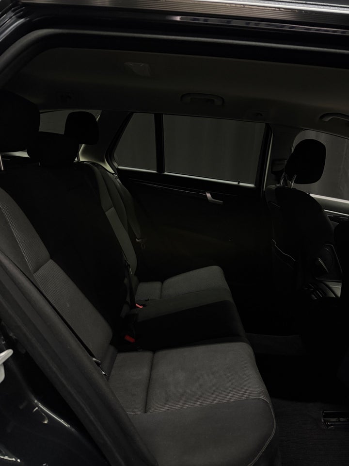 Mercedes C220 2,2 CDi AMG Line stc. aut. 5d