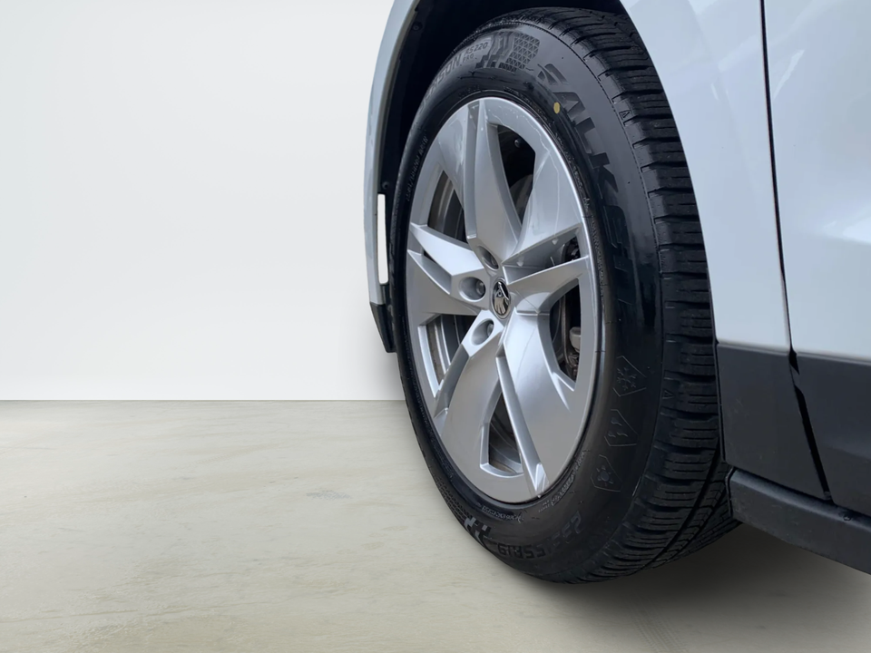 Skoda Enyaq 60 iV Loft 5d