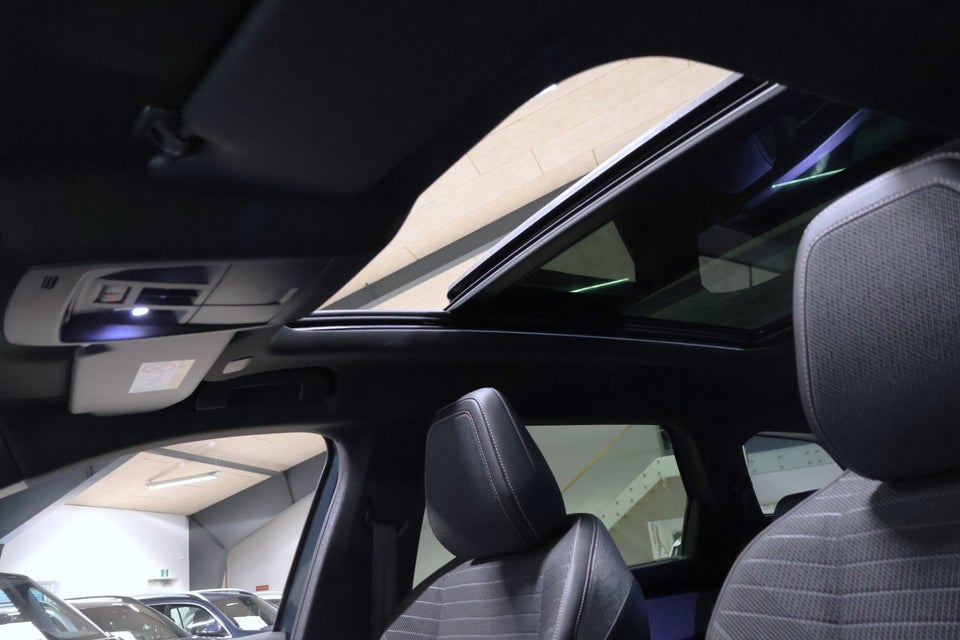 Peugeot e-5008 77 Allure Pack 7prs 5d