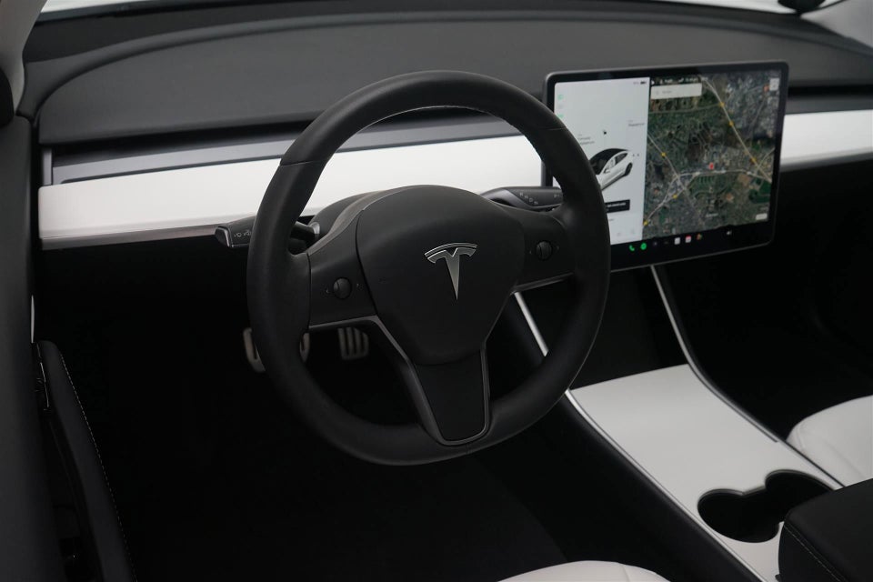 Tesla Model 3 Performance AWD 4d