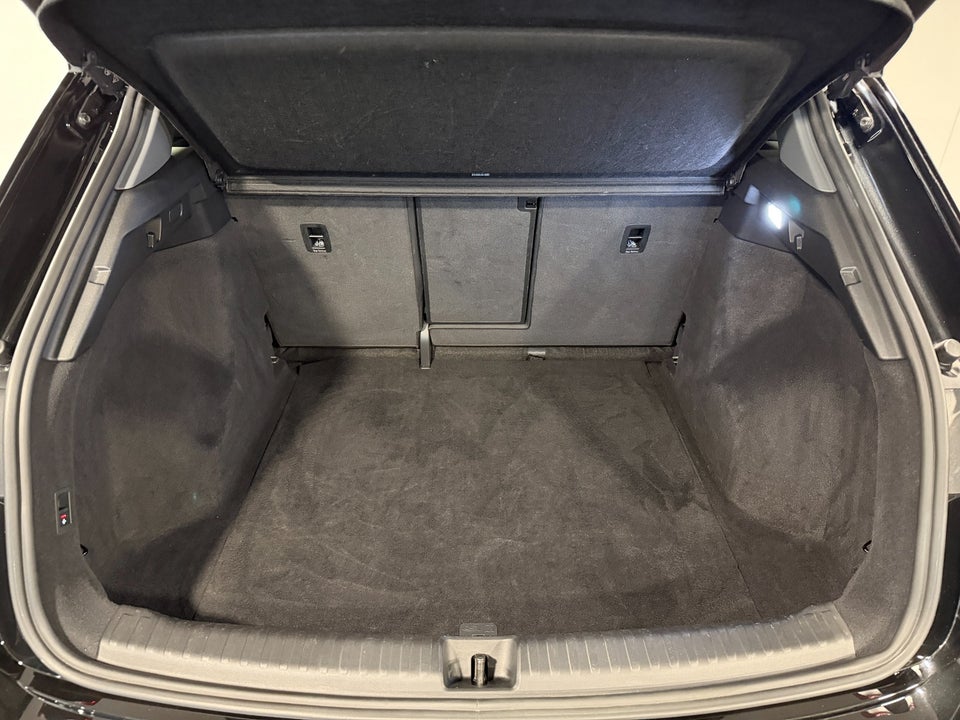 Audi Q4 e-tron 40  5d