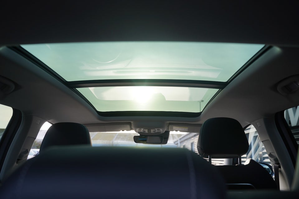 MG Marvel R Luxury 5d