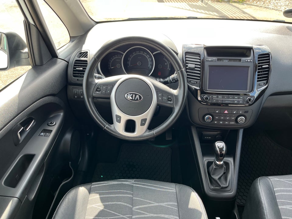 Kia Venga 1,4 CVVT Premium 5d