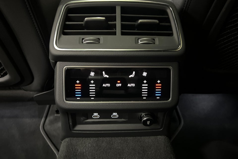 Audi A6 55 TFSi e Sport Prestige Avant quattro S-tr. 5d