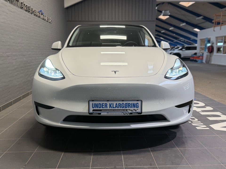 Tesla Model Y RWD 5d