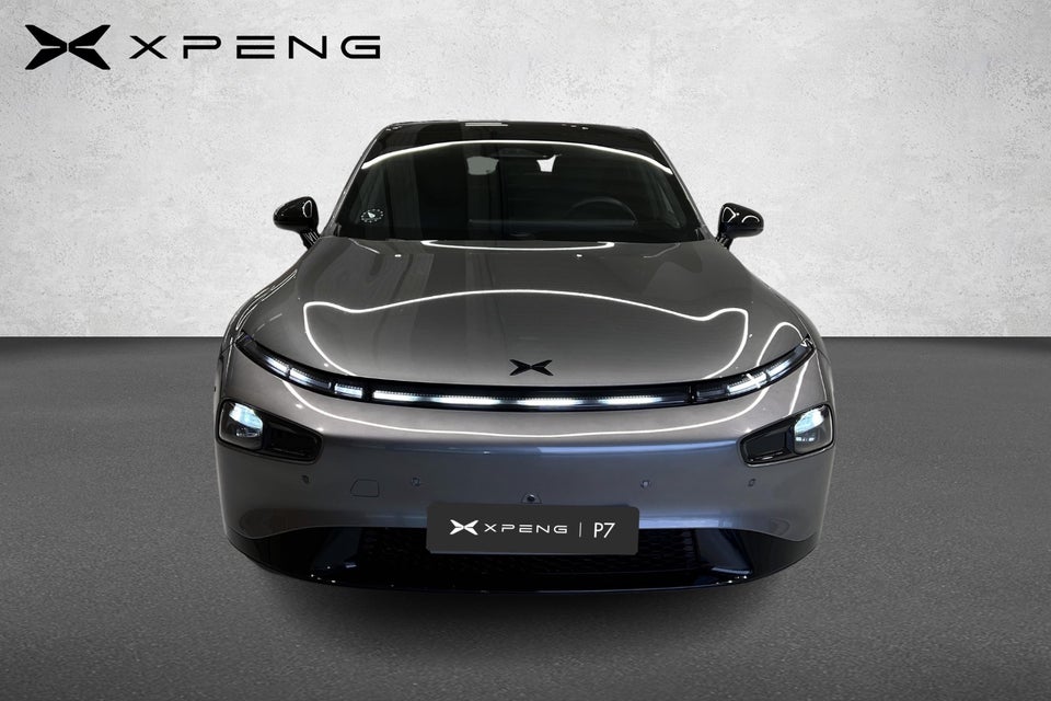 Xpeng P7 Performance 4d