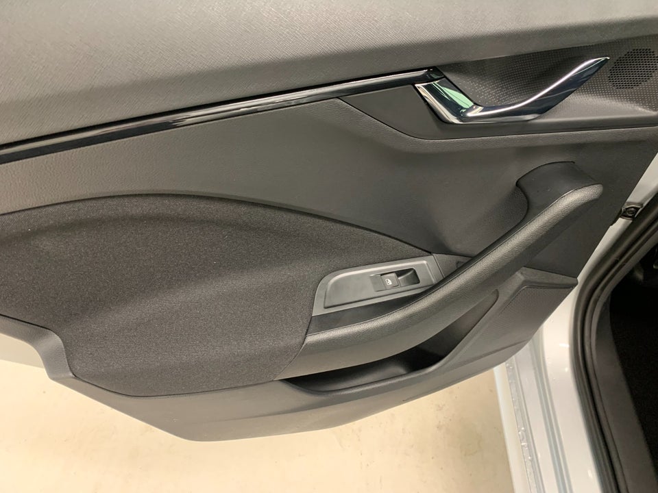 Skoda Kamiq 1,0 TSI 115 Selection DSG 5d