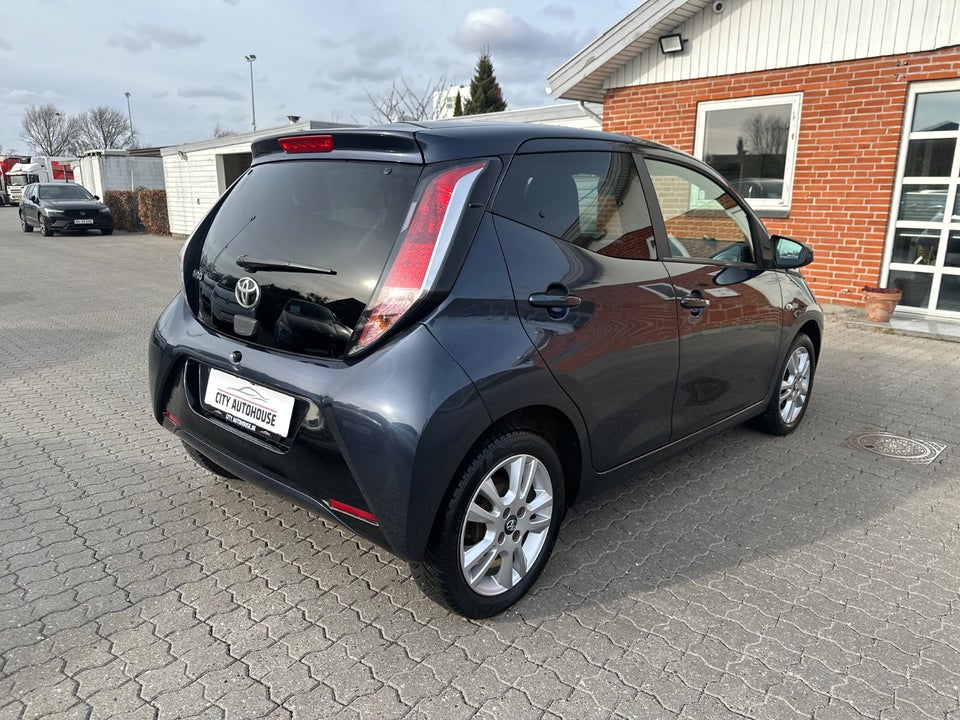 Toyota Aygo 1,0 VVT-i x-cellence 5d