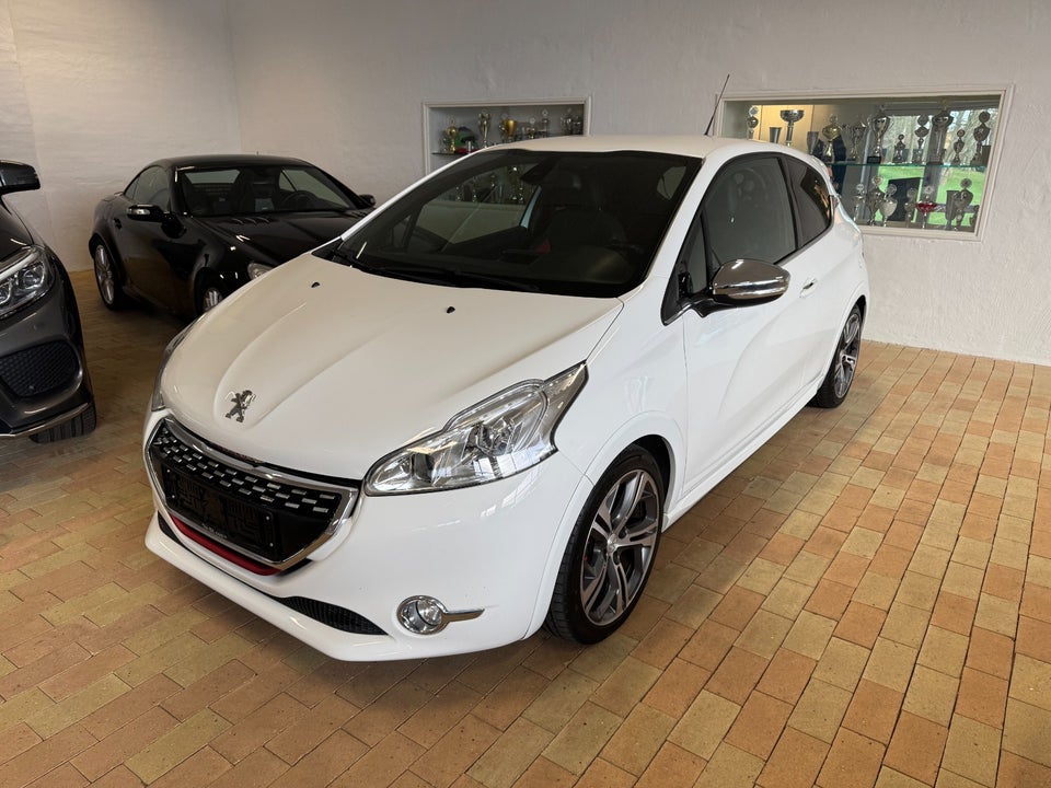 Peugeot 208 1,6 THP 200 GTi Van 3d