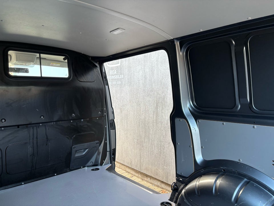 VW Transporter 2,0 TDi 150 Kassevogn DSG kort