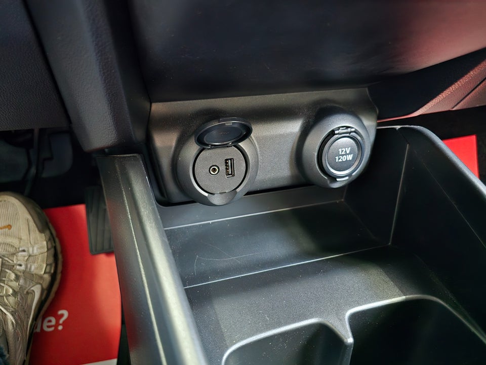 Suzuki Swift 1,2 Dualjet Action KUP 5d