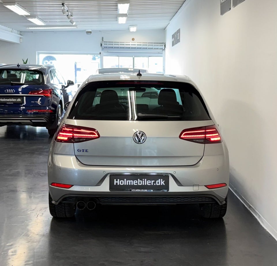 VW Golf VII 1,4 GTE DSG 5d