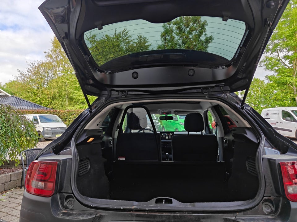 Citroën C4 Cactus 1,6 BlueHDi 100 Feel Van 5d