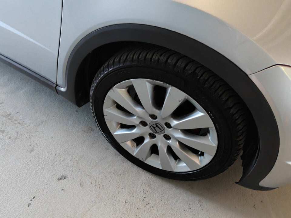 Honda Civic 1,8 Sport 5d