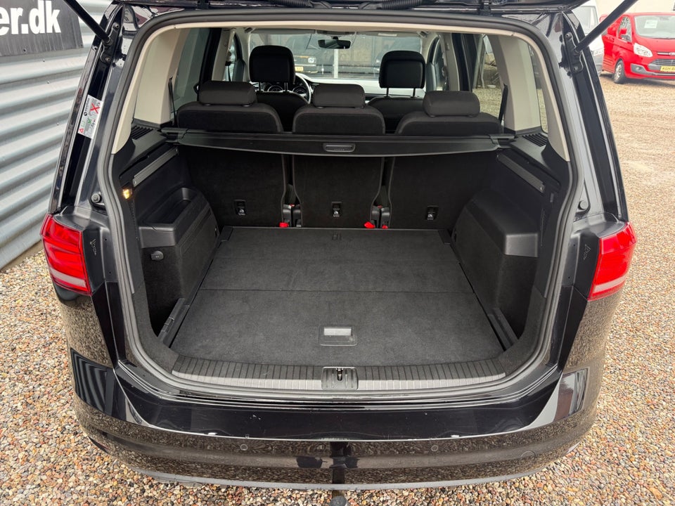 VW Touran 2,0 TDi 150 Highline DSG 5d