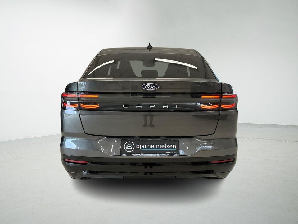 Ford Capri 77 Select Extended Range 5d