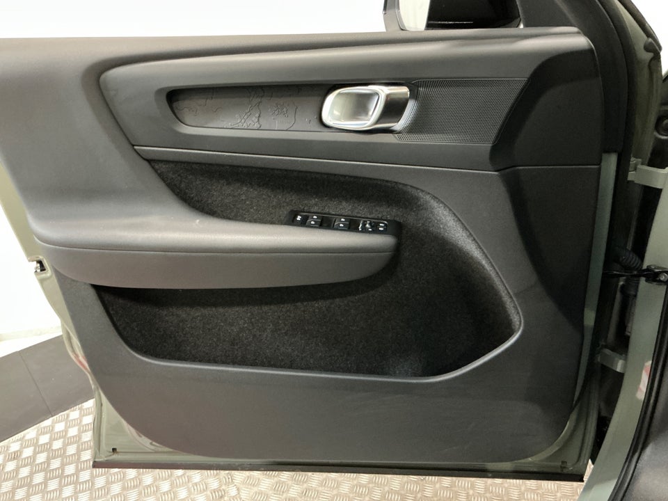 Volvo XC40 P8 ReCharge Twin Plus 5d