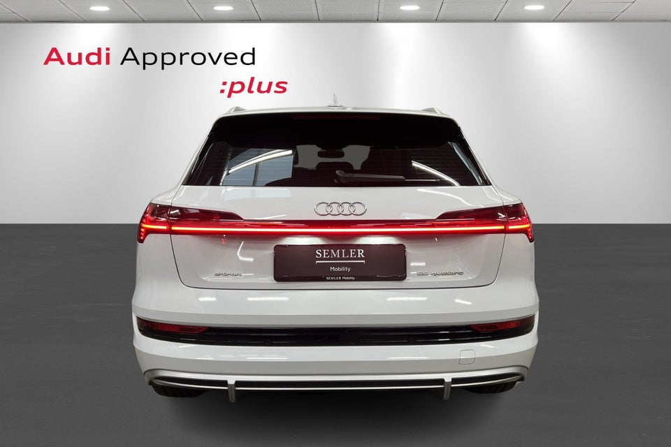 Audi e-tron 55 S-line quattro 5d
